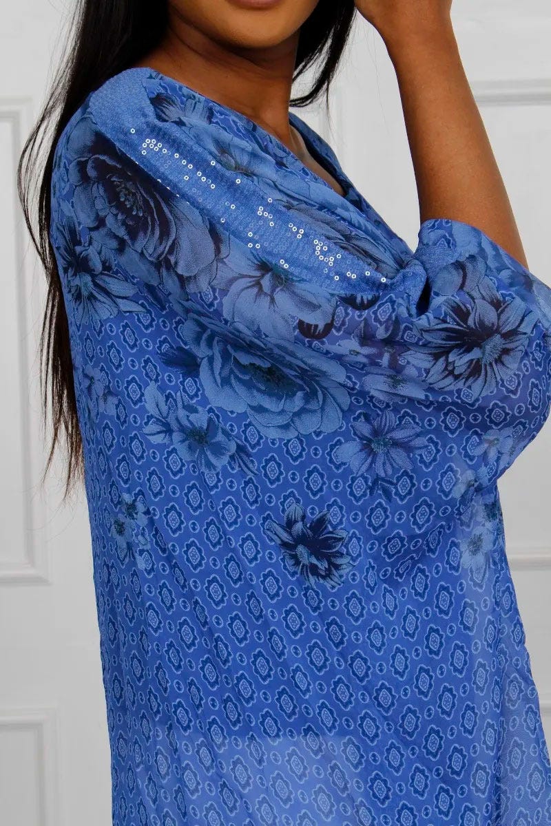 Zenia Bluse mit Fledermausärmeln und Blumenprint, blau