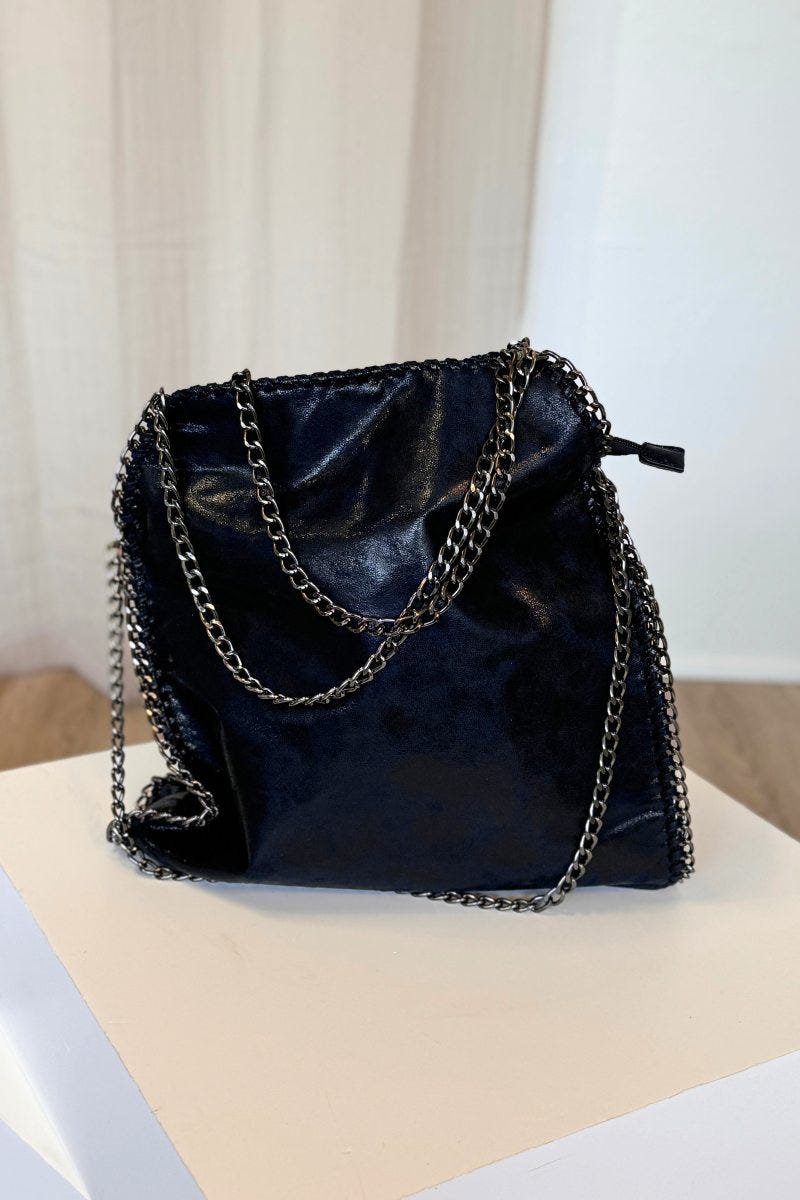 Große Tasche mit Kettenhenkel Marineblau