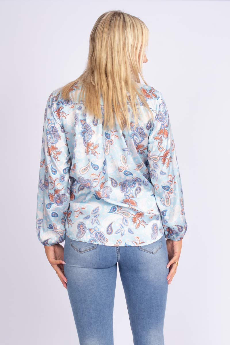 Crossover bluse m. paisley print  Skyblue