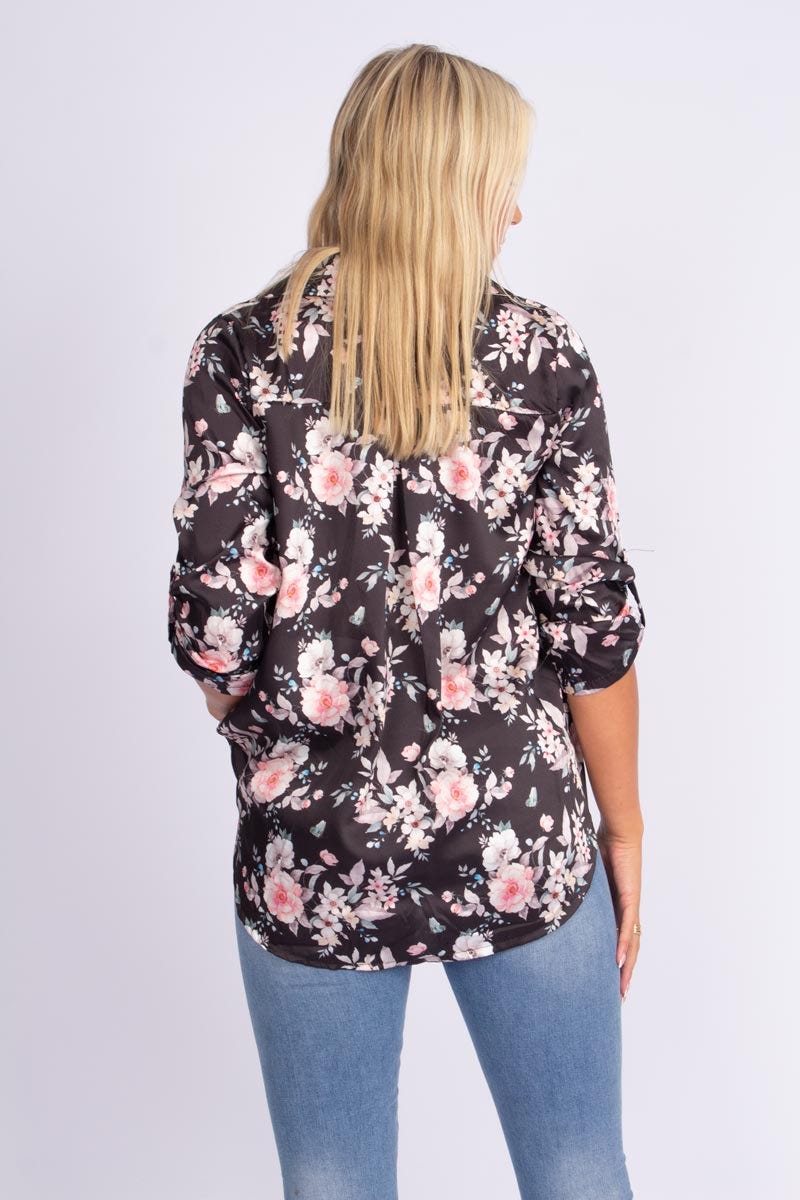 Bluse m. krave i blomsterprint Sort