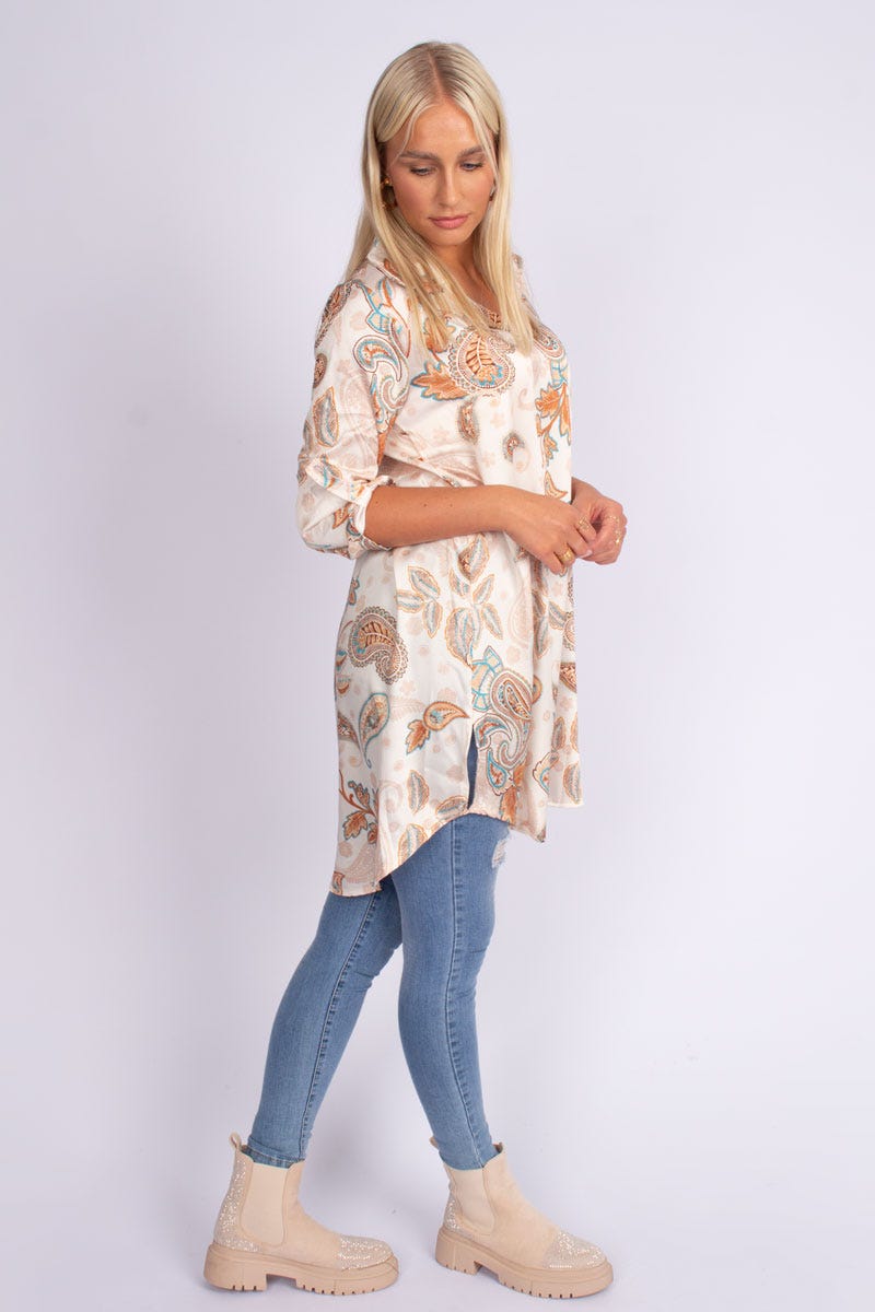 Tunika m. krave i paisley print Beige