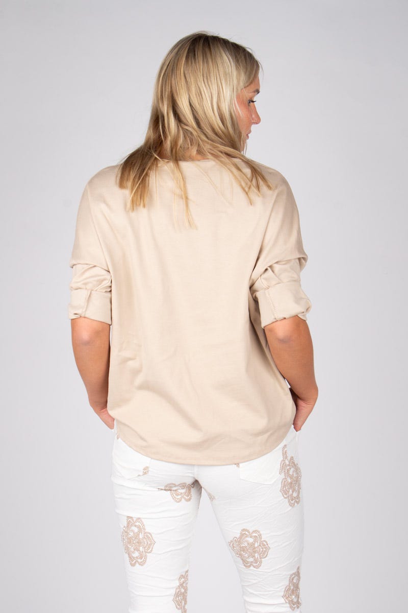 Bluse m. nitte detalje Beige