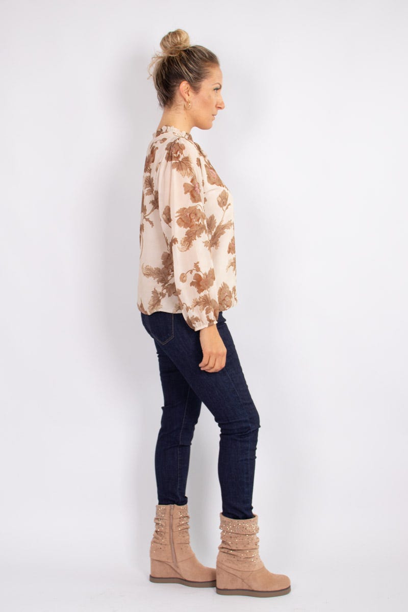 Bluse m. blomsterprint og bindebånd Beige