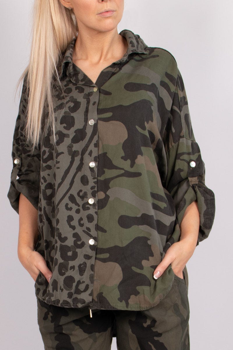 Skjorte m. camouflage print Khaki