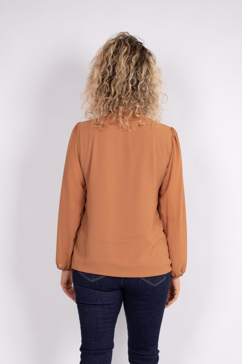 Bluse m. bindebånd Camel