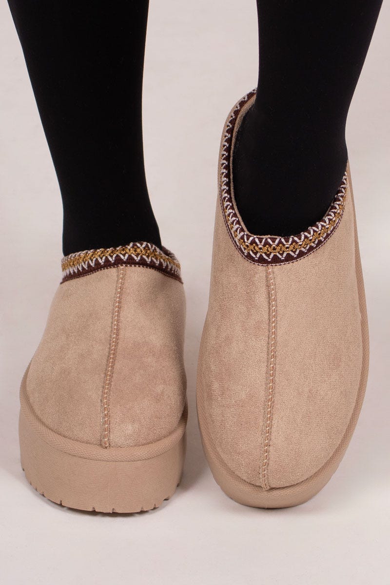 Bamse slippers m. broderi  Beige