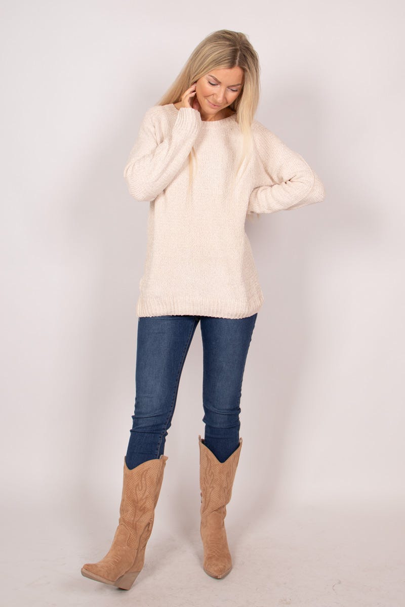 Chenille Pullover mit rundem Hals Cremegefärbt