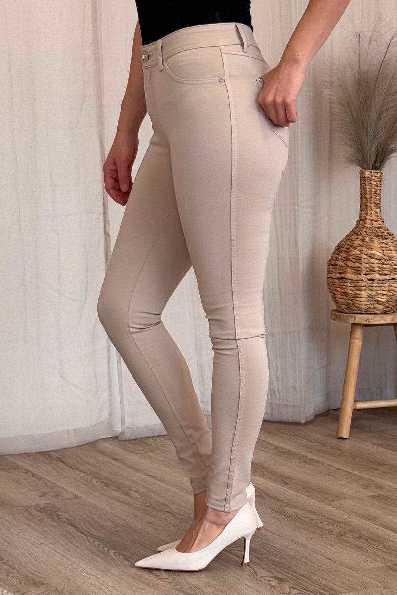 Slim Fit Hose mit Glitzerknöpfen Beige