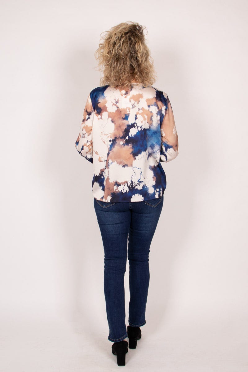 Bluse mit überkreuztem Ausschnitt mit Batikmuster Blau