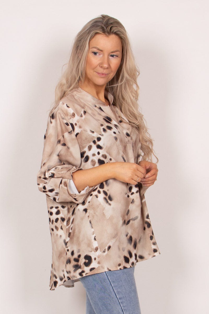 Adeline-Bluse mit Leopardenmuster Beige