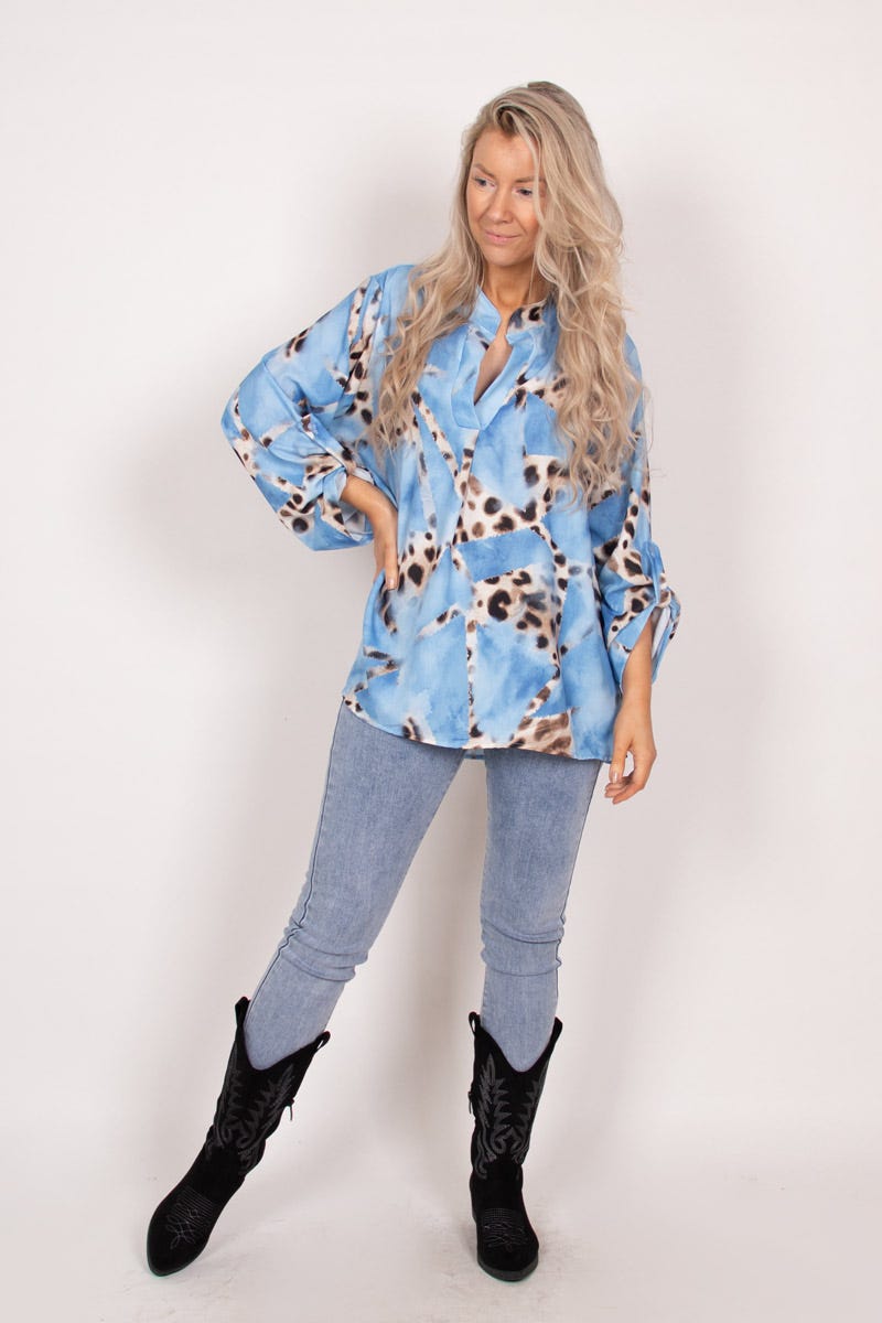 Adeline bluse m. leopardprint Blå