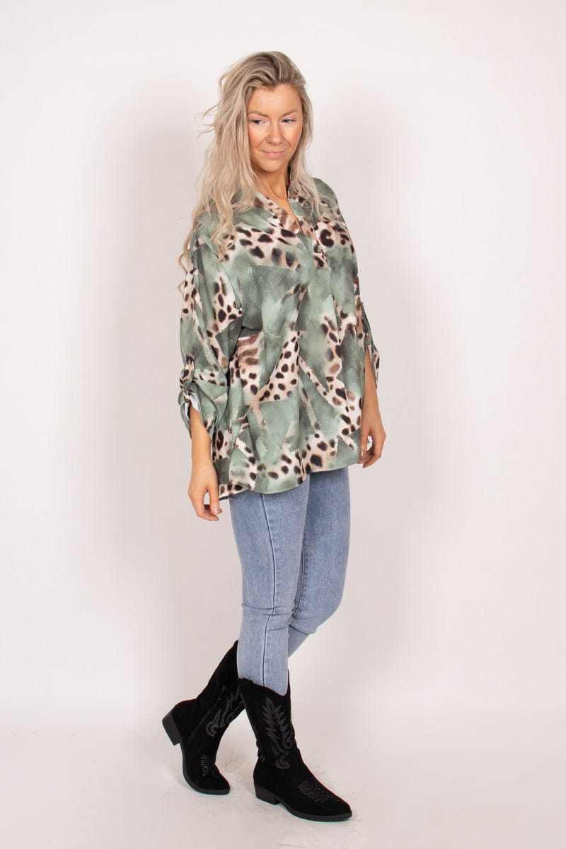 Adeline bluse m. leopardprint Grøn