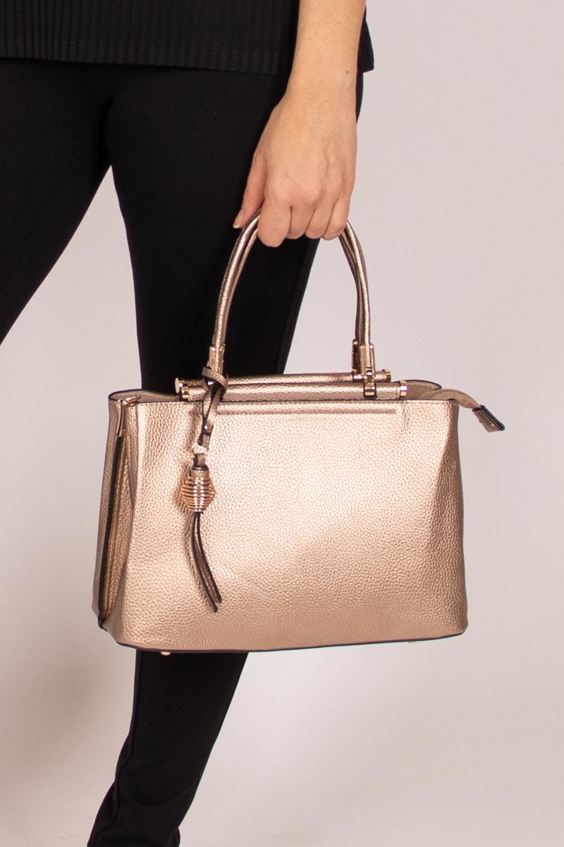 Handtasche mit Golddetails Roségold