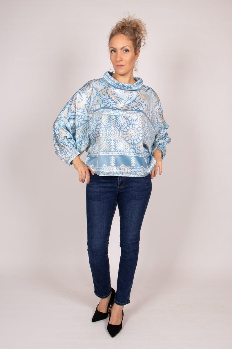 Gemusterte Bluse mit Fledermausärmeln Blau