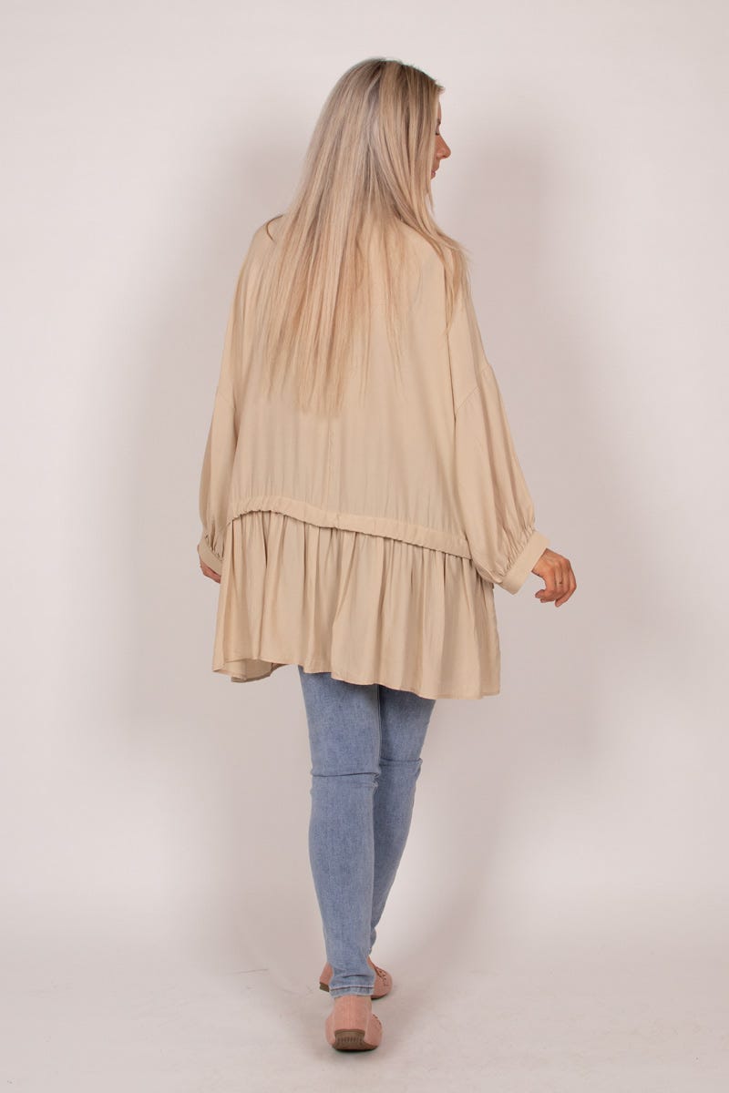 Hemd mit justierbarer Taille Beige