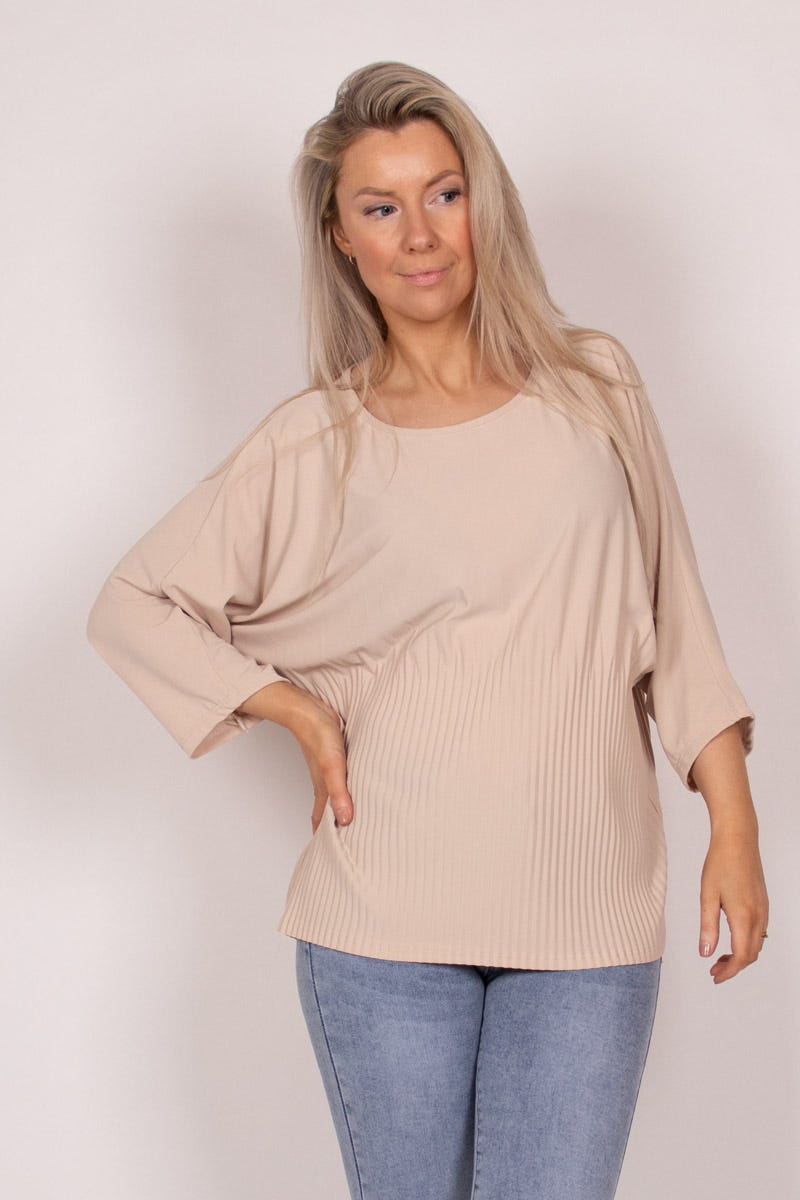 Bluse mit Fledermausärmeln und Plisseefalten Beige