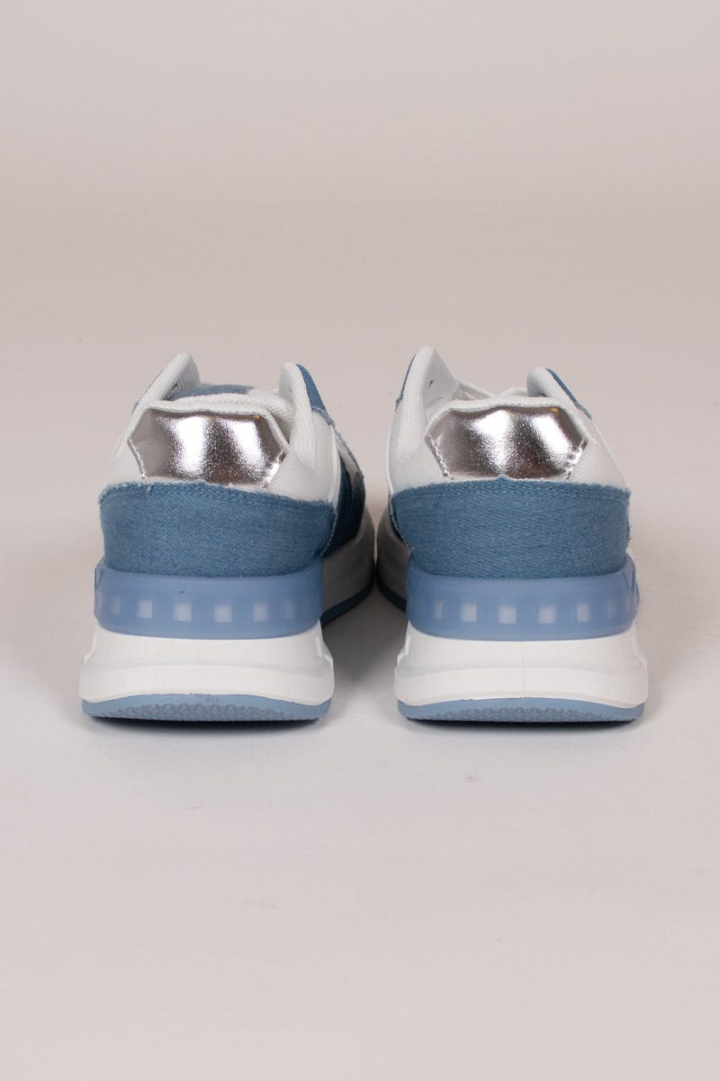 Sneakers mit Mesh-Stoff und Denim-Details Blau