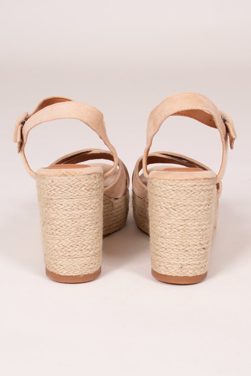 Espadrilles mit Keilabsatz Beige