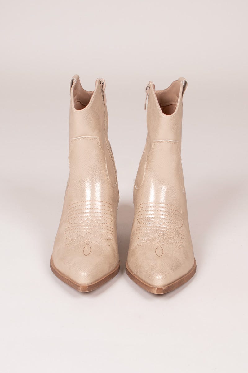 Cowboystiefel im goldenen Look Beige