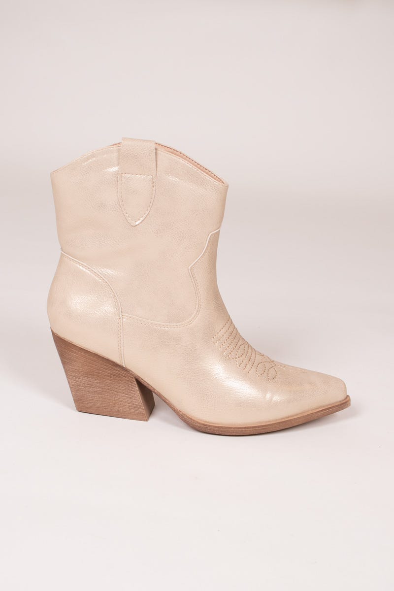 Cowboystiefel im goldenen Look Beige