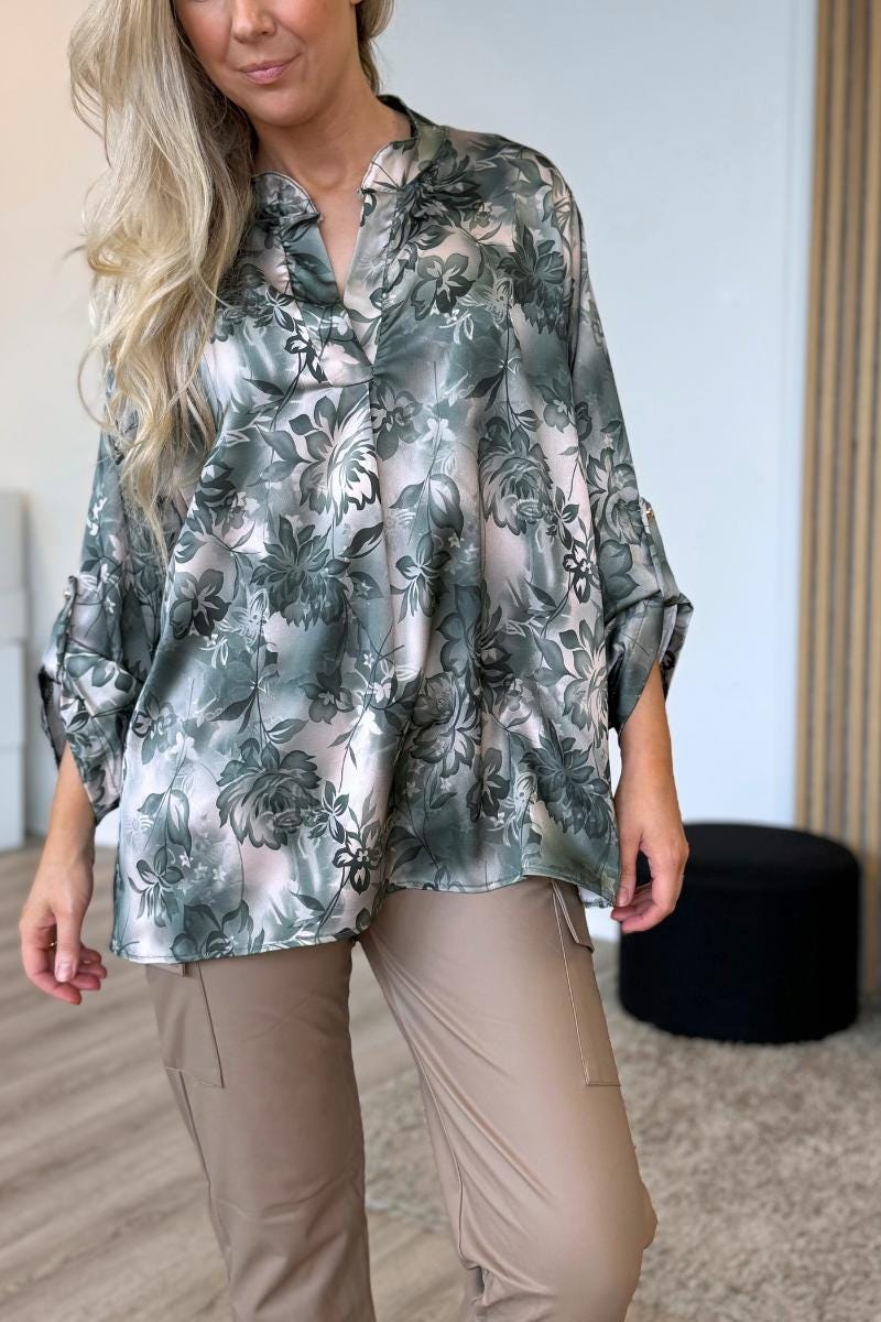 Adeline Satinbluse mit Blumenmuster Khaki