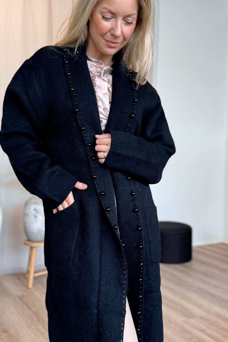 Strickjacke mit Perlen Schwarz