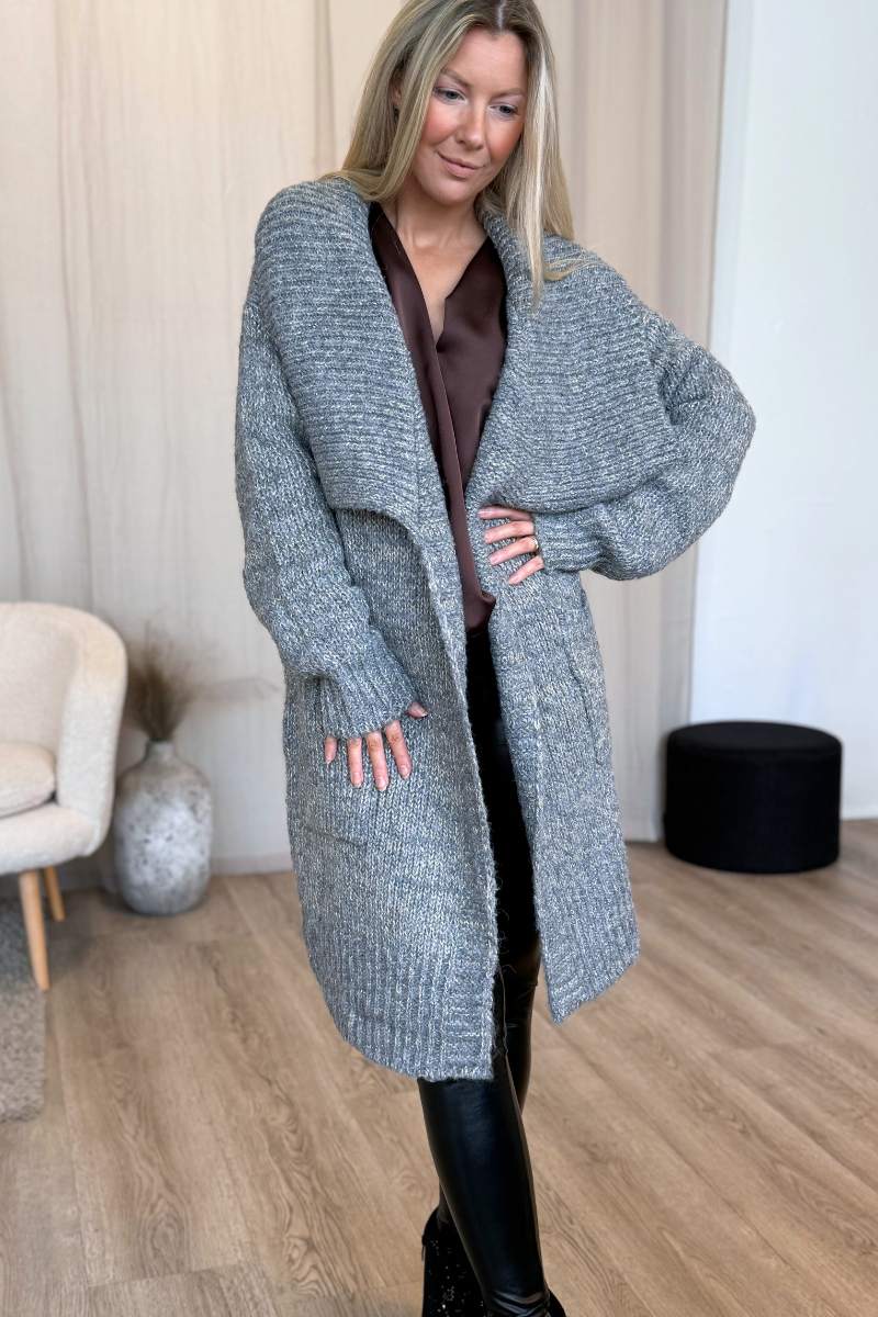 Strickjacke mit Glitzer Grau