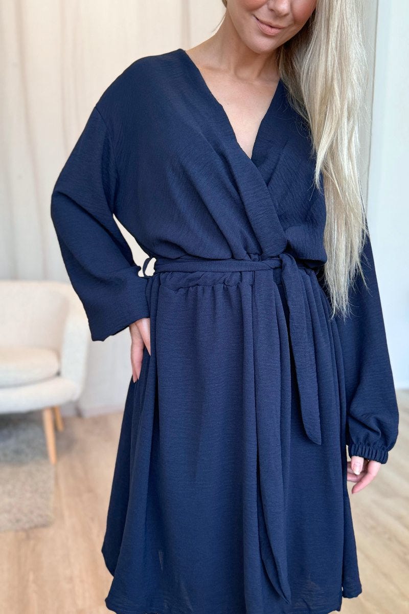 Kleid mit Bindeband Marineblau