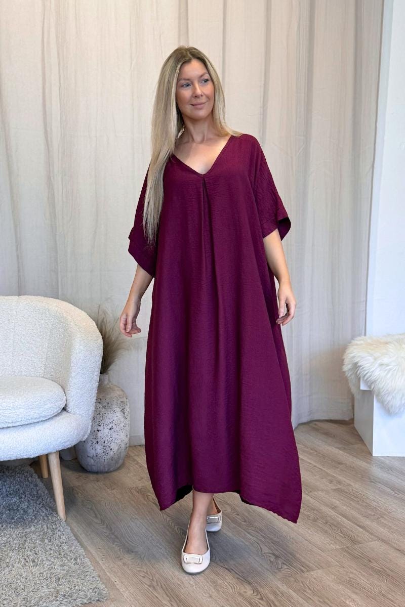 Lässiges Kleid mit Rückendetail Rot