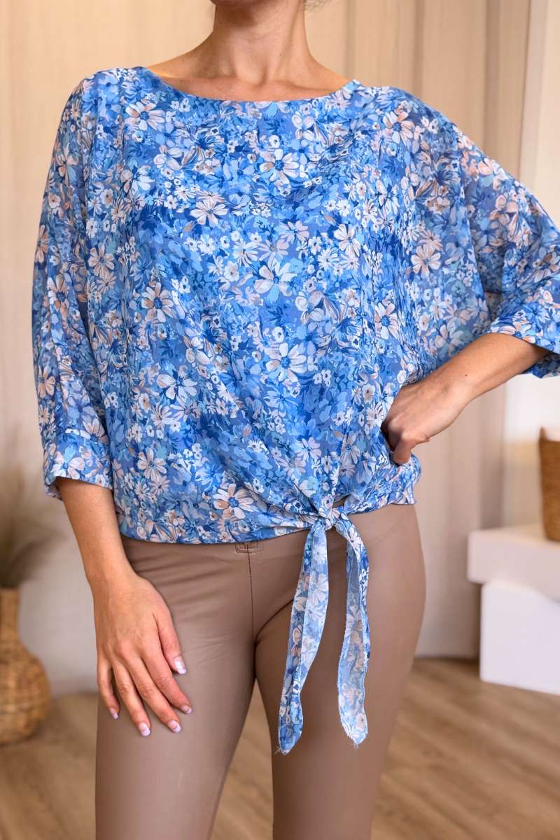 Bluse m. blomstret mønster Blå