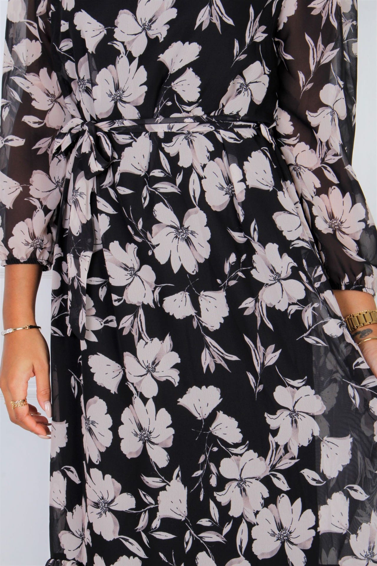 Ida Maxikleid mit Blumenprint, schwarz