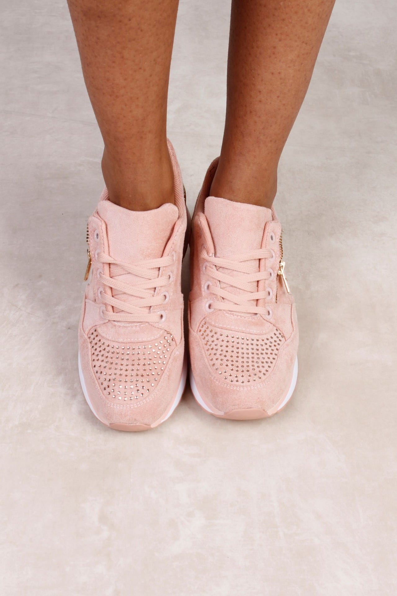 Sneakers med guld detaljer, Rosa