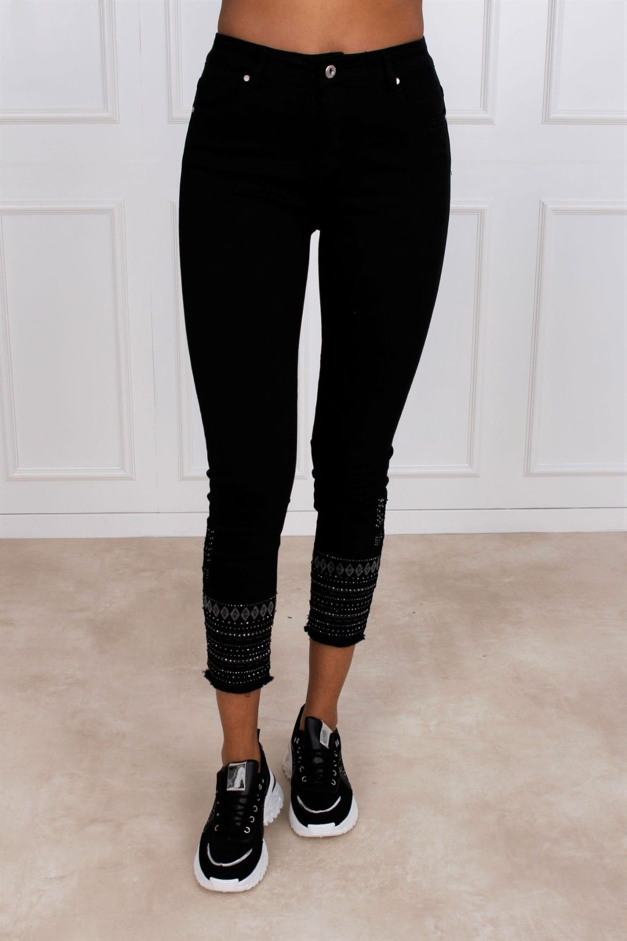 Basic Jeans mit Details, schwarz