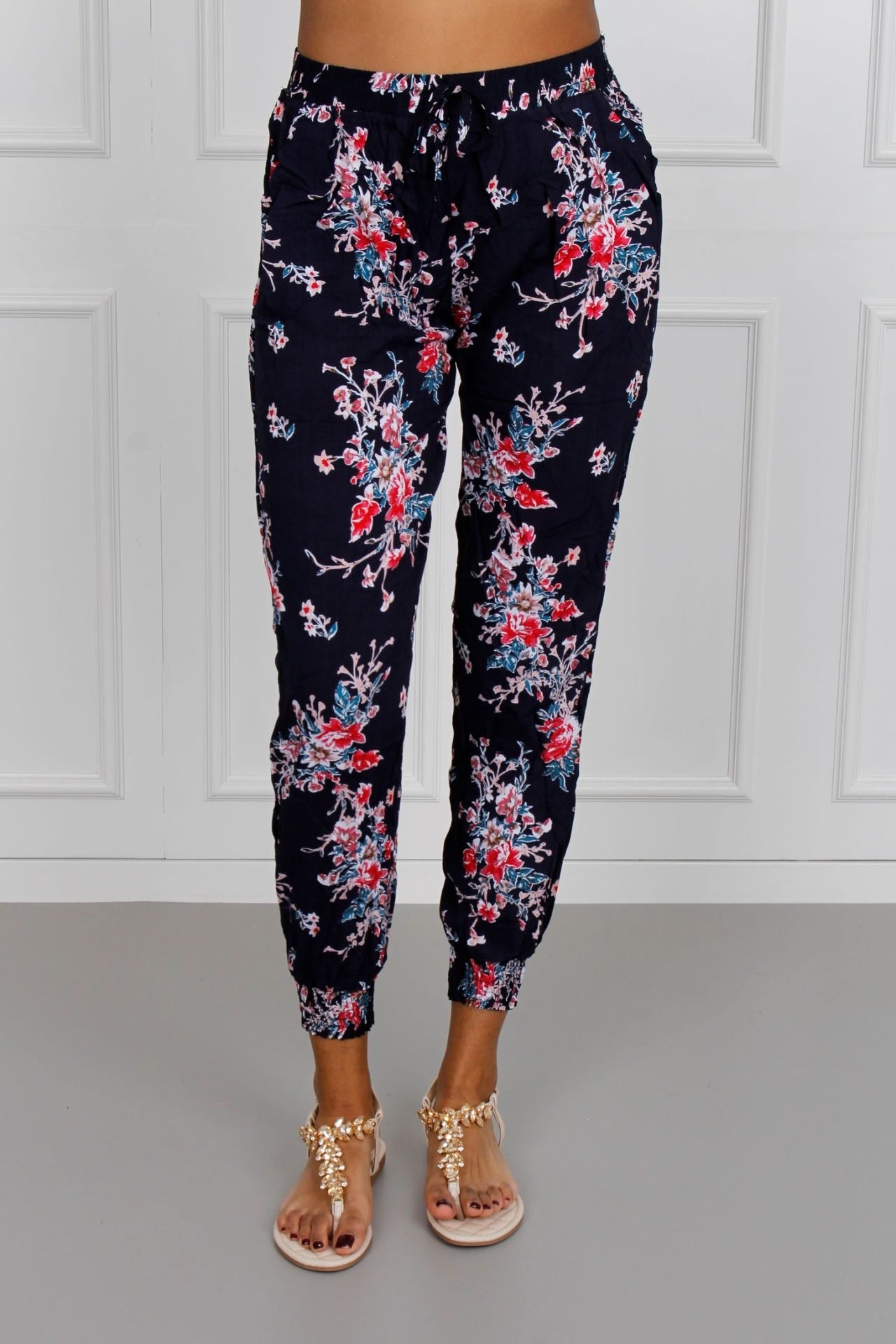 Elastische Hose mit Blumenprint, navy