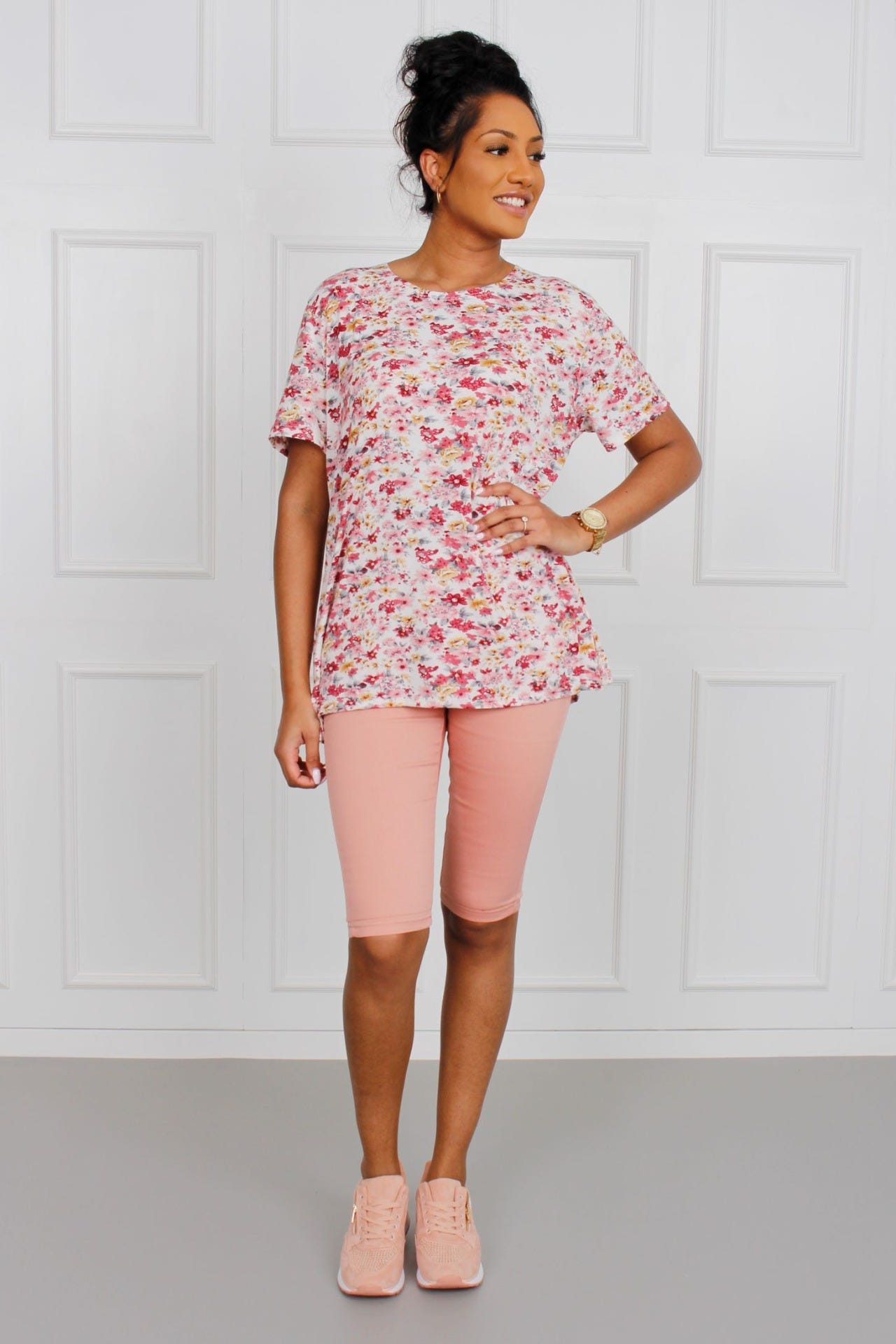 T-Shirt mit Blumenprint, rosa