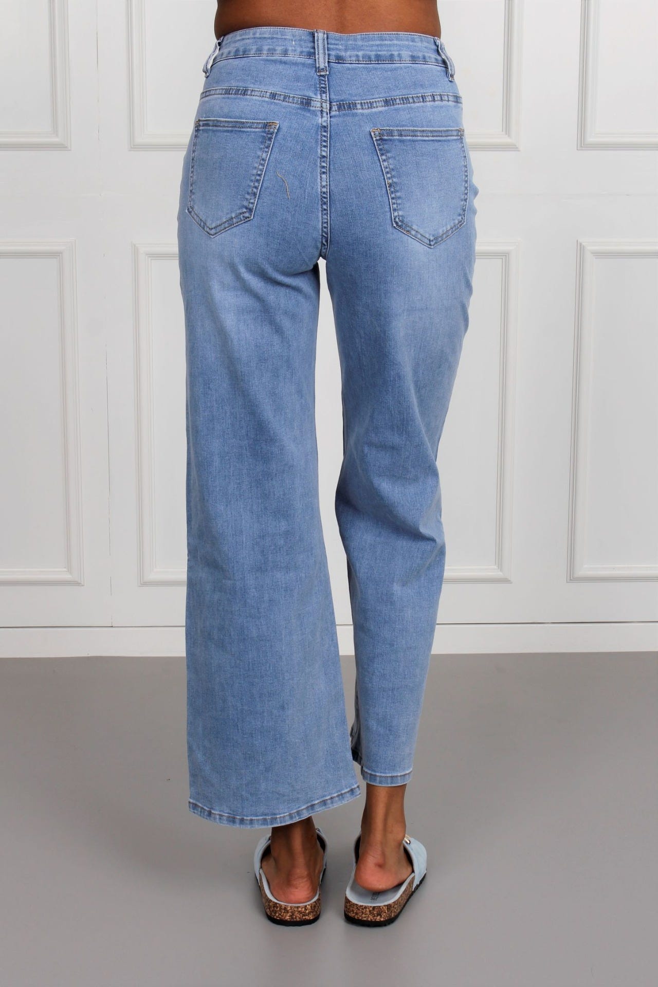 Basic Jeans mit weitem Bein, denim