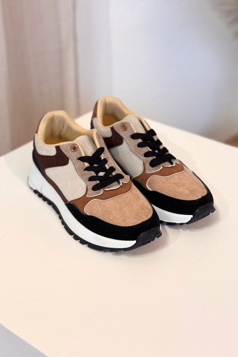 Sneakers m. nubuck Sort