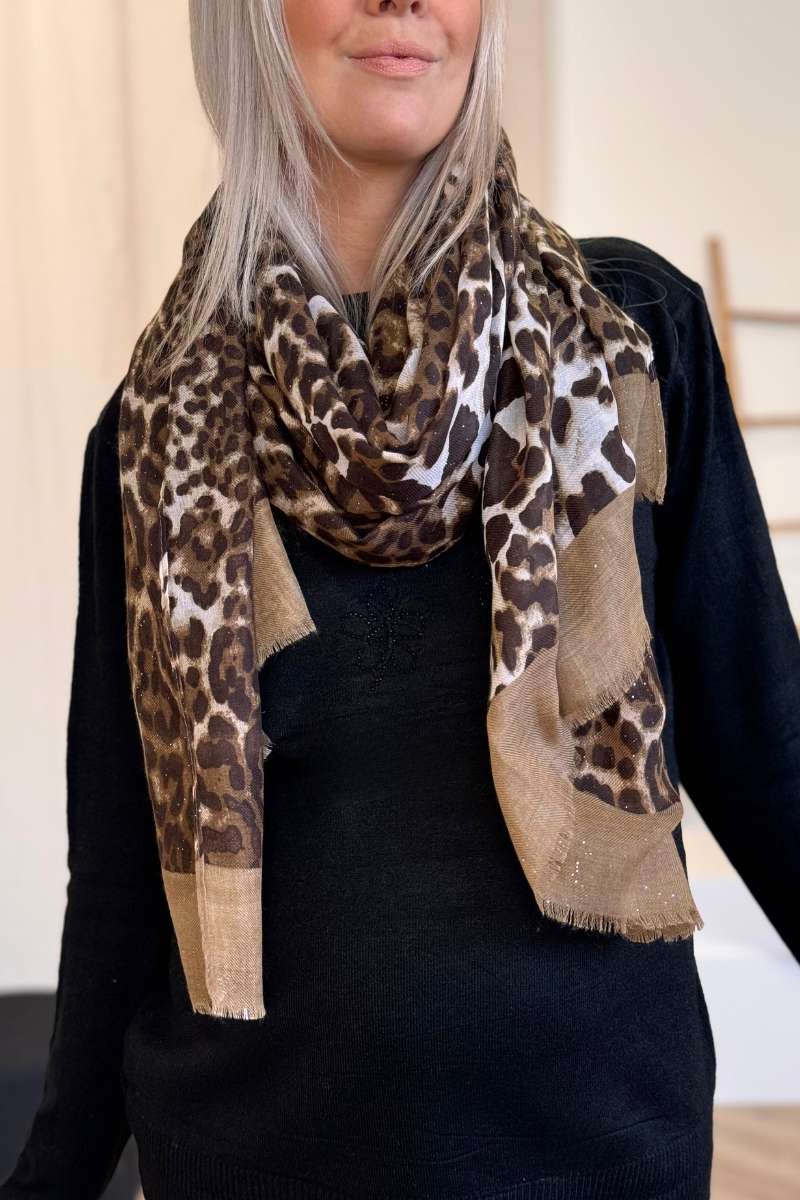 Tørklæde m. glimmer og leopardprint Brun