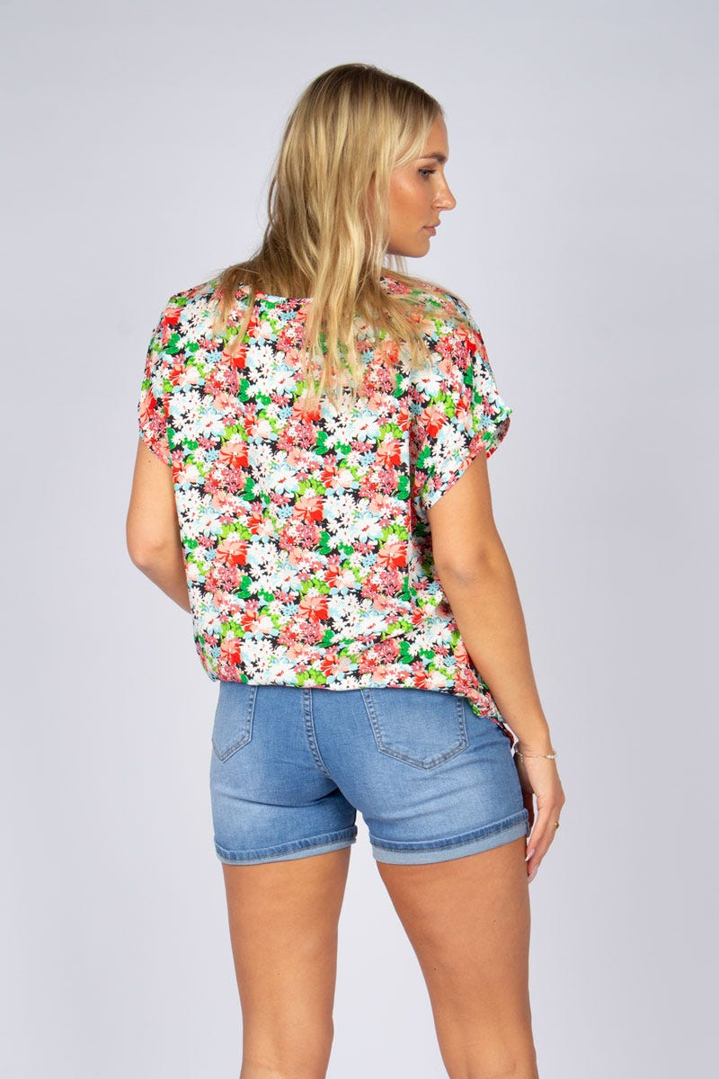 Bluse m. blomster Sort/koral