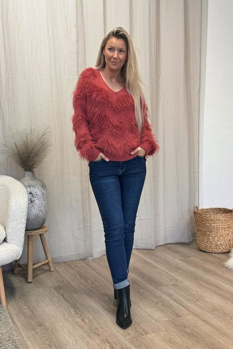 Gestreifter Strickpullover Rot