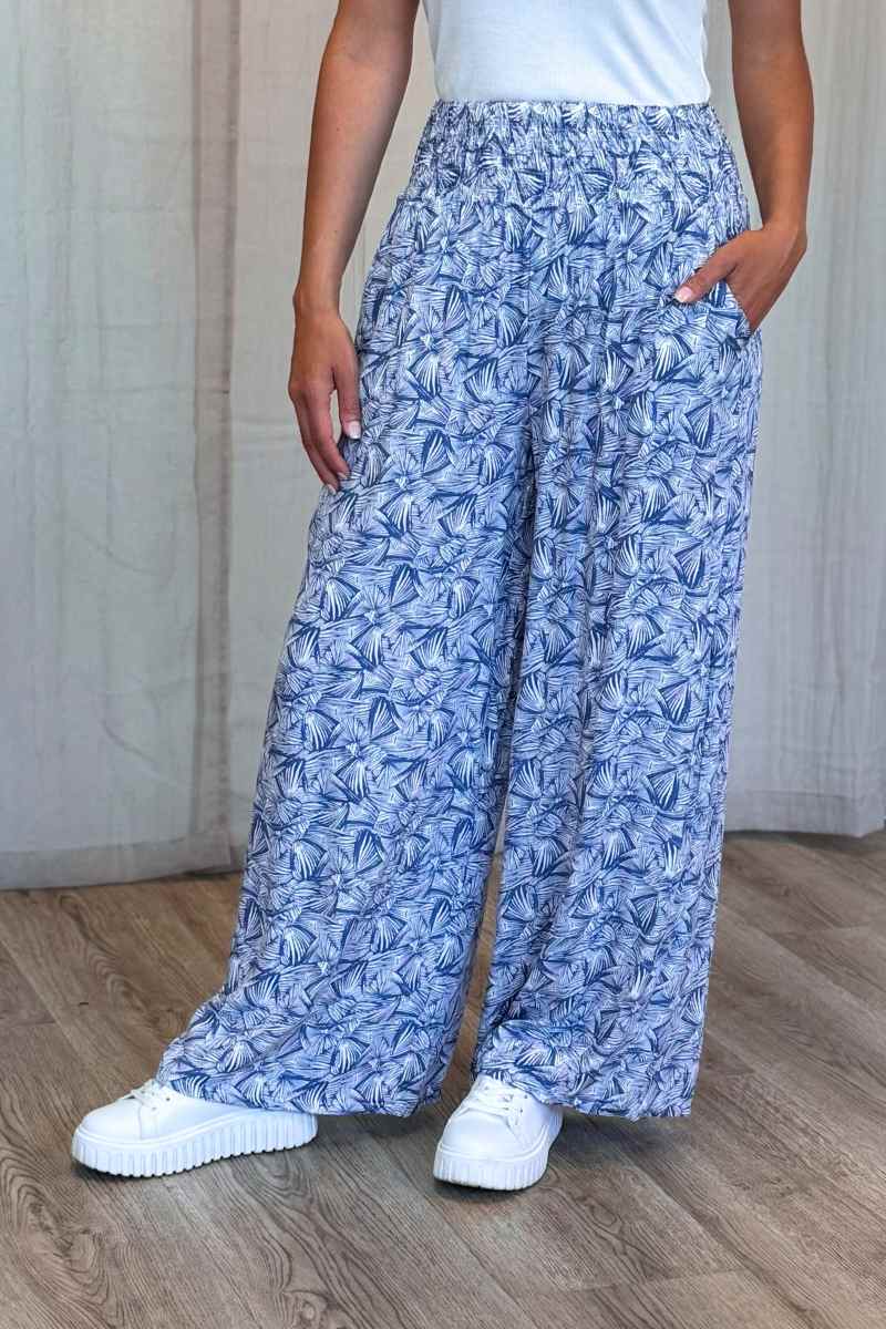 Gemusterte Hose mit Smock-Details Blau