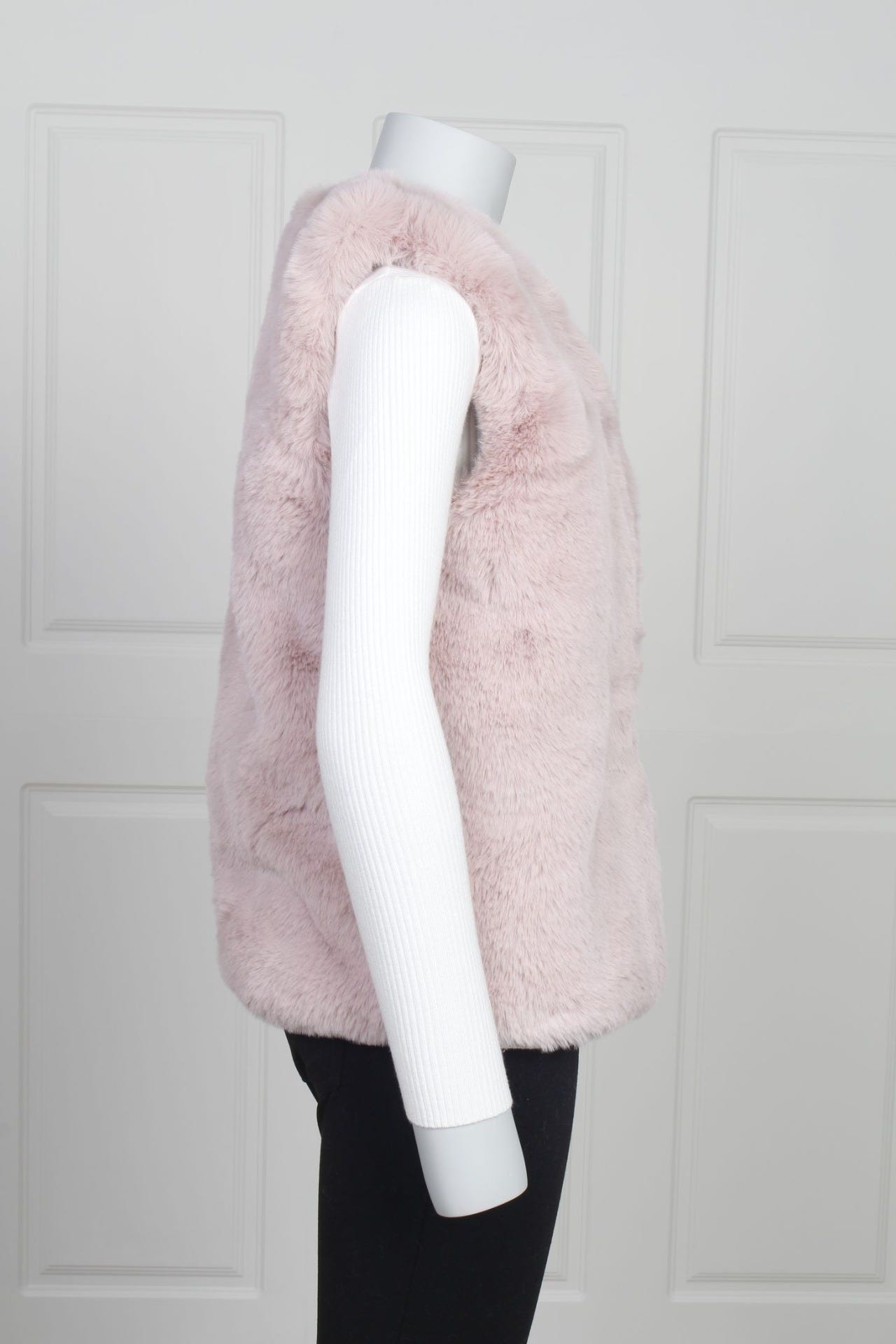 Faux fur vest, pink