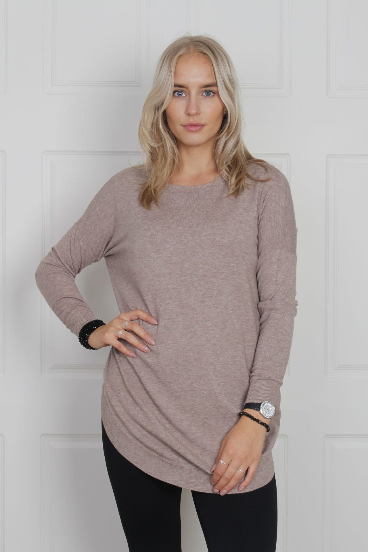 Bluse med drømmefanger, taupe