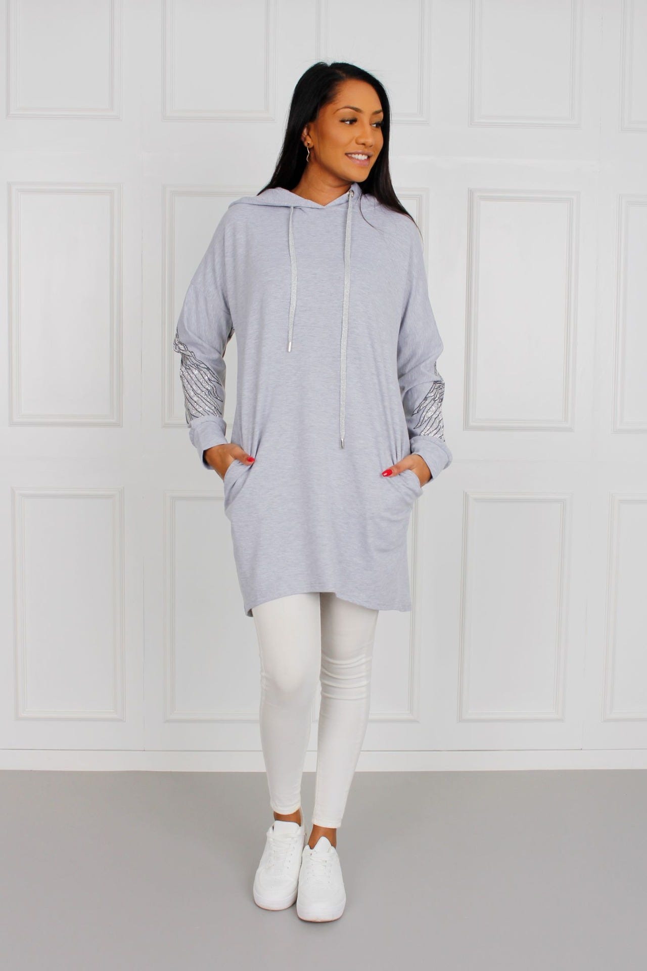 Hoodiekleid mit Flügelmotiv, grau