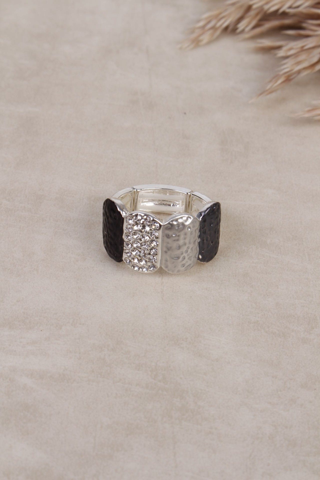 Anne Ring mit Struktur, silber