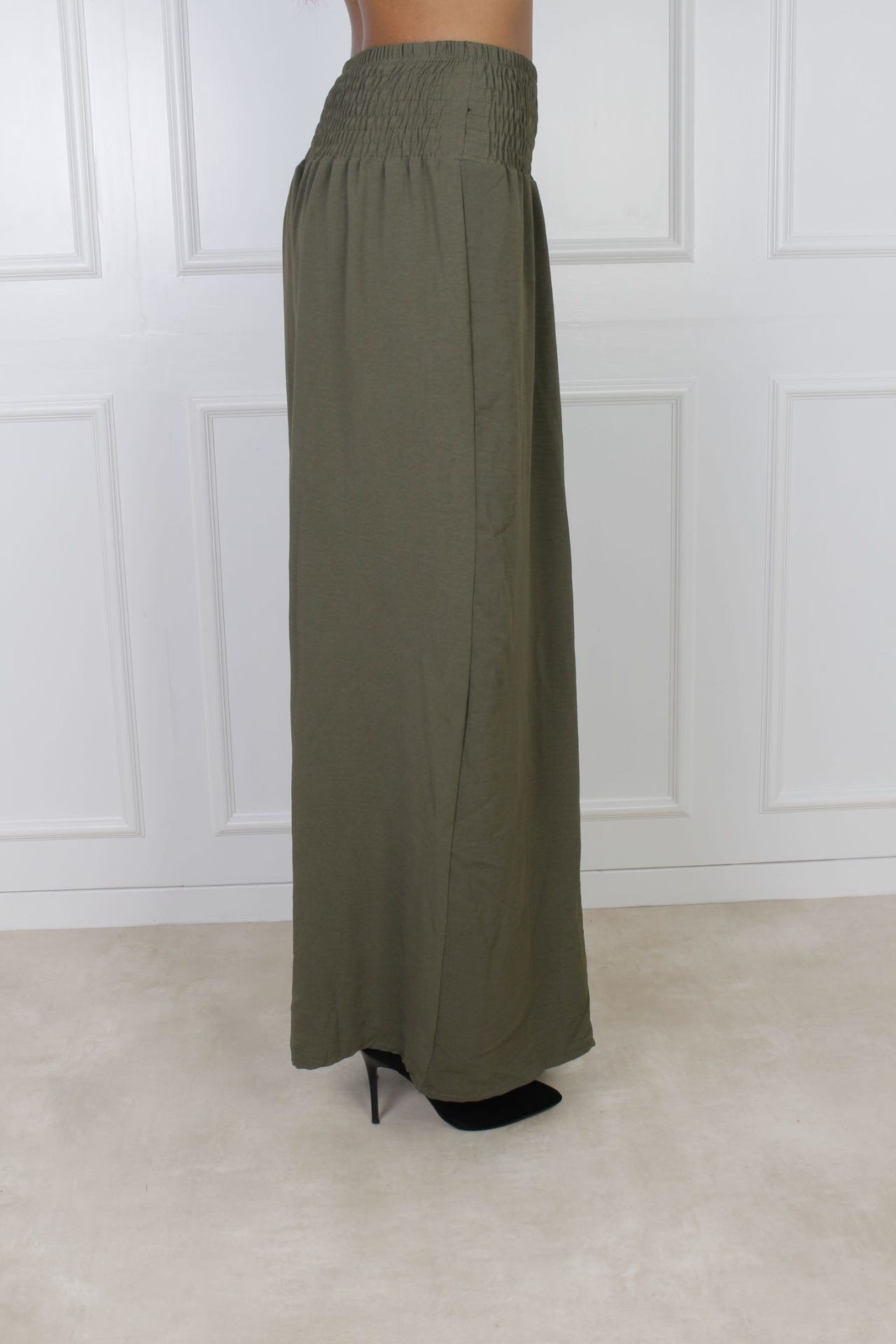 Ava Hose mit weitem Bein, khaki