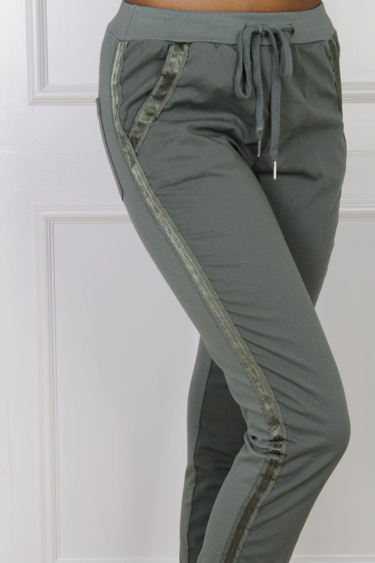 Hose mit Details, khaki