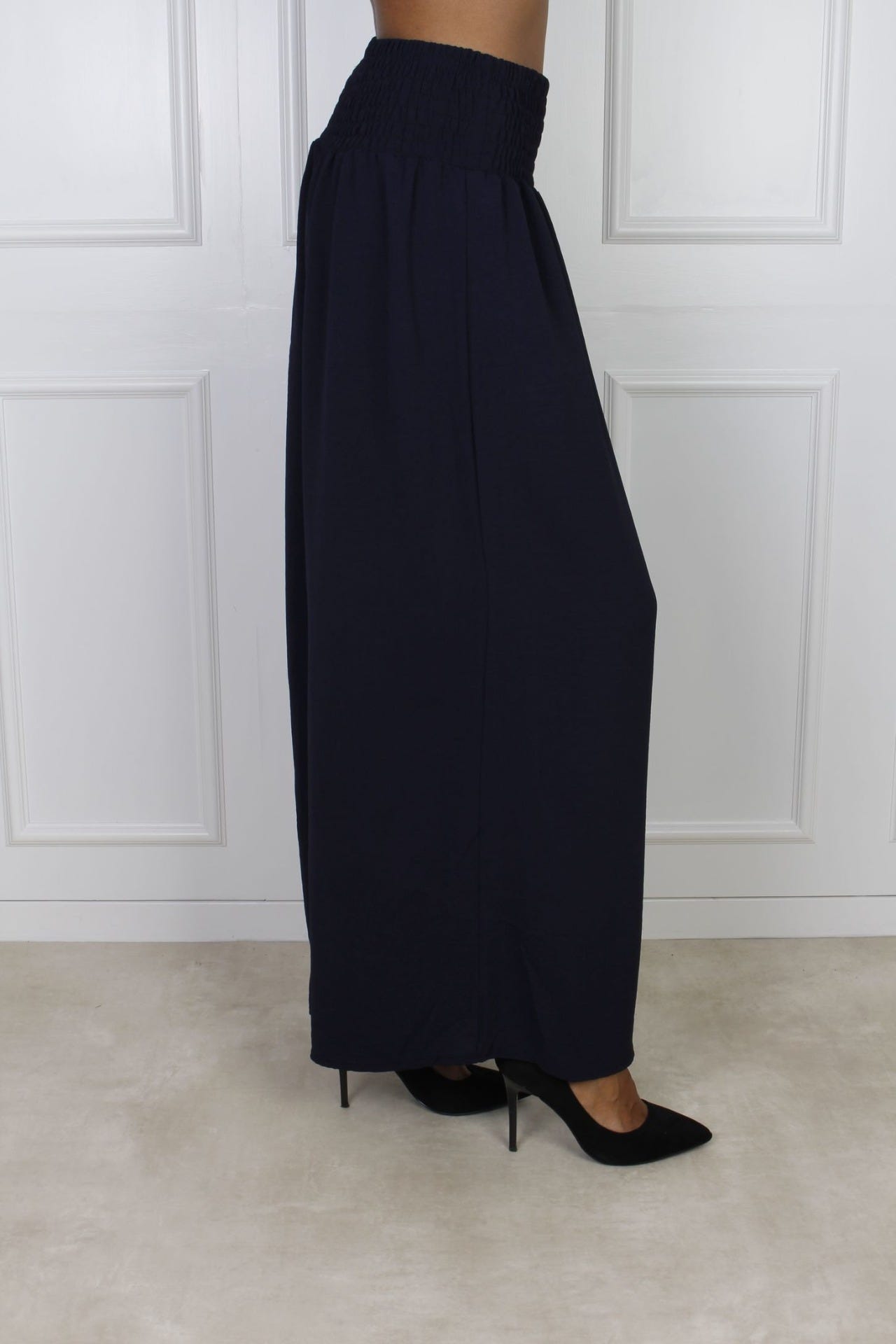 Ava Hose mit weitem Bein, navy