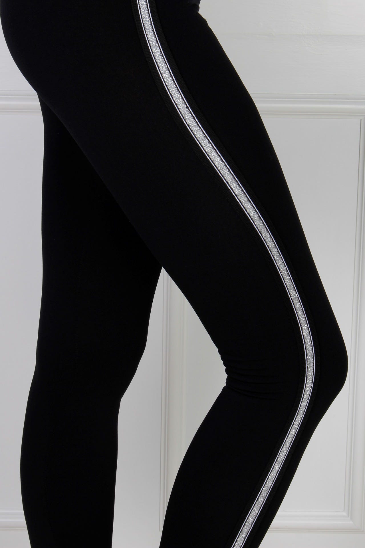 Winterleggings mit Silberstreifen, schwarz