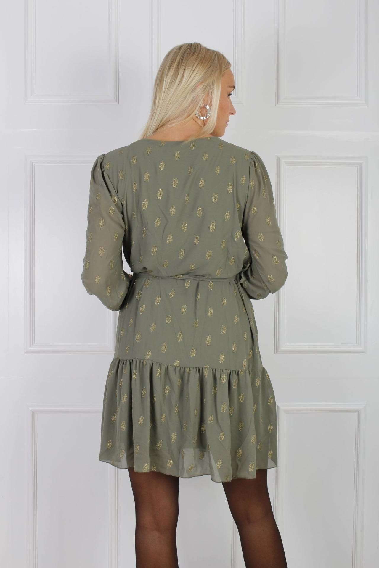 Ida Rüschenkleid mit Bindeband, khaki/gold